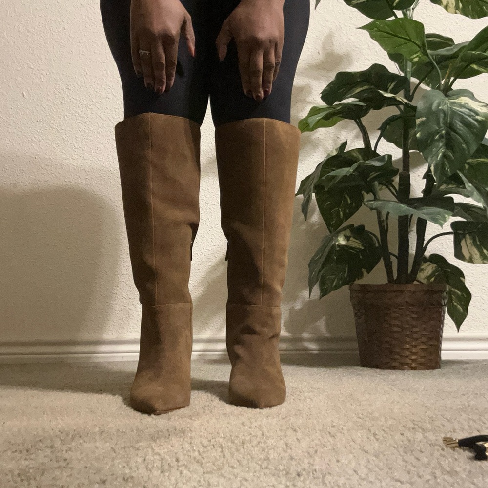 These Vince Camuto Brigitte extra wide-calf boots can be yours this week!! - Picture 4 of 7